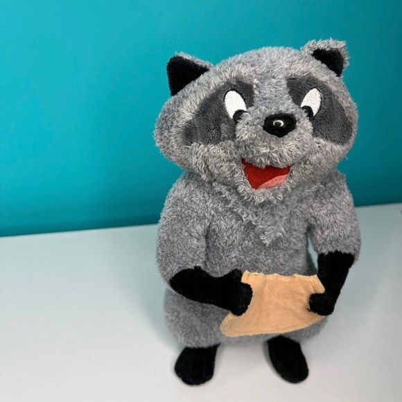 Disney Parks Pocahontas Meeko Raccoon W/ Biscuit Plush Stuffed Animal 9" Retired - Picture 5 of 7